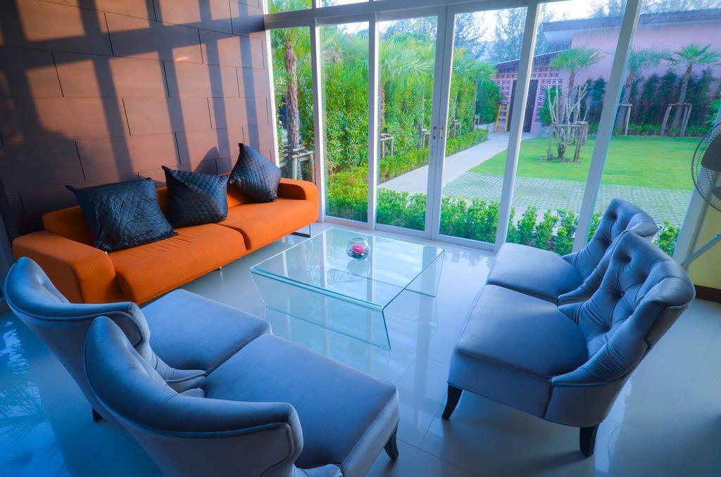 Sungthong Kamala Beach Resort Extérieur photo
