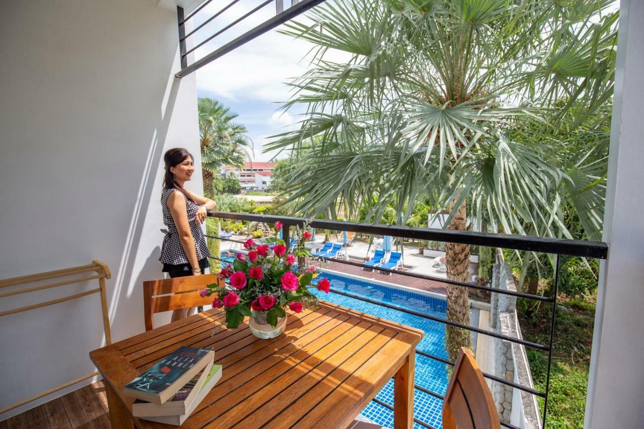 Sungthong Kamala Beach Resort Extérieur photo