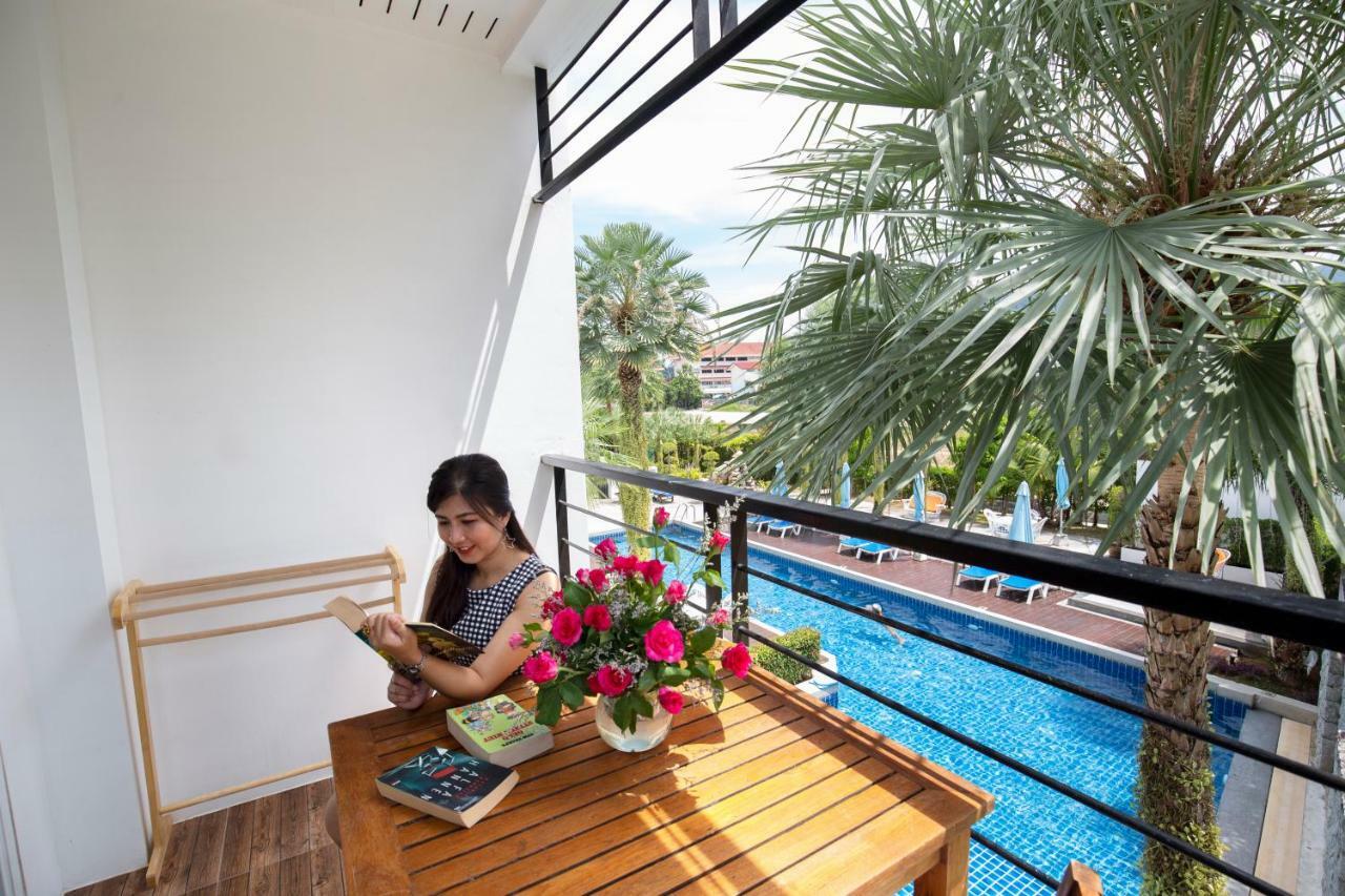 Sungthong Kamala Beach Resort Extérieur photo
