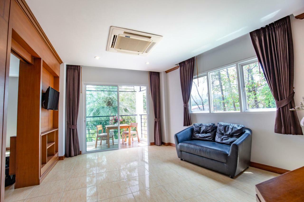 Sungthong Kamala Beach Resort Extérieur photo