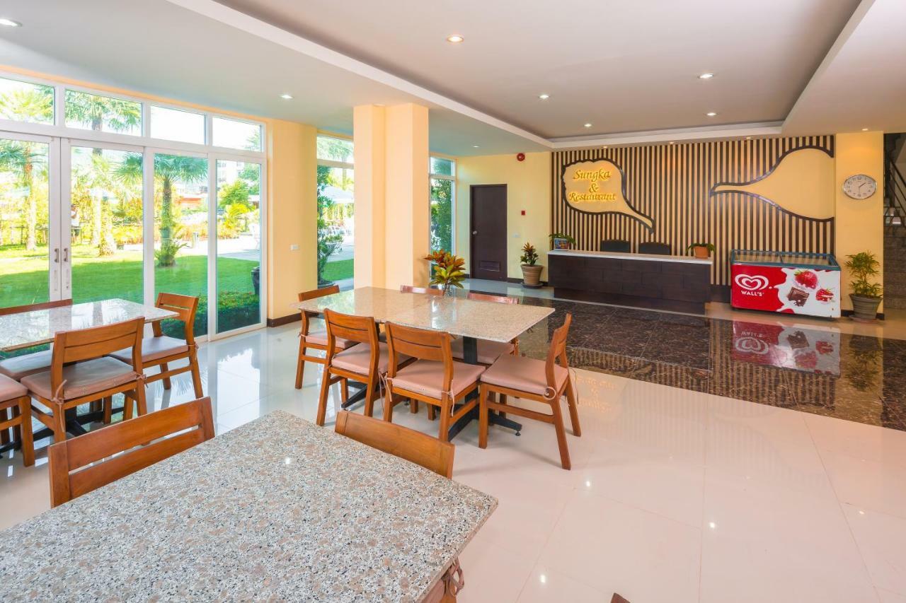 Sungthong Kamala Beach Resort Extérieur photo